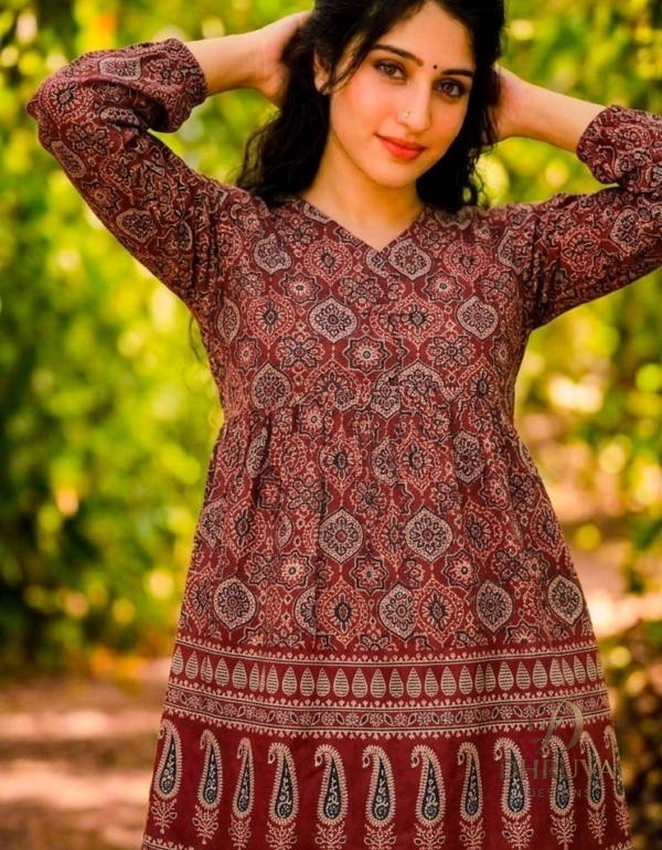 DhruvaDesigns-6x89y1ba5n4z