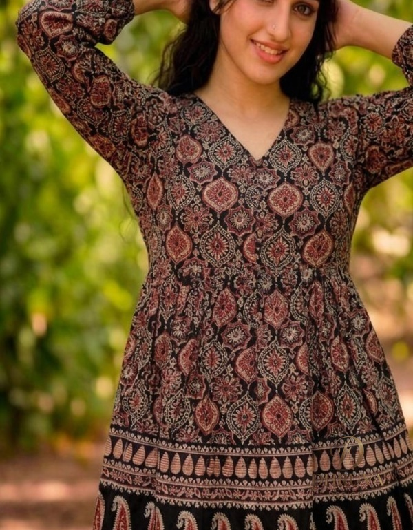 DhruvaDesigns-ntv4t39tg5q1
