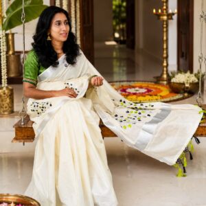 A0A72 Cotton Embroidery Silver Kasavu Saree