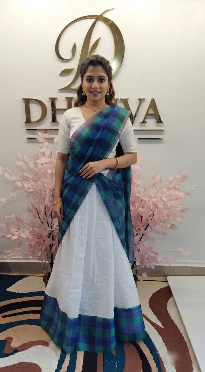 A0A53  MADRAS CHECK DHAVANI SET